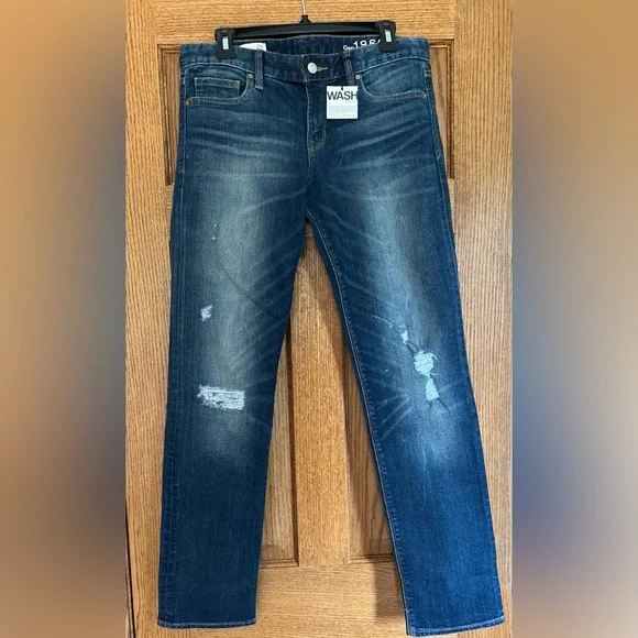 GAP Real Straight Distressed Jeans Women’s Size 29 Regular, Thunderstruck - Picture 1 of 8
